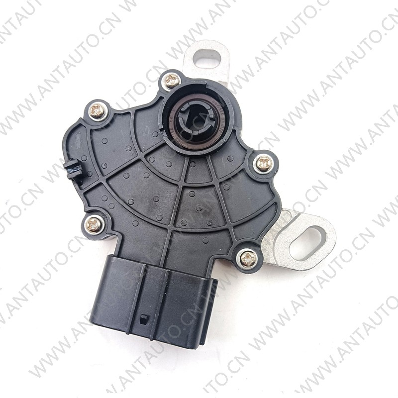 Interruptor de seguridad neutral